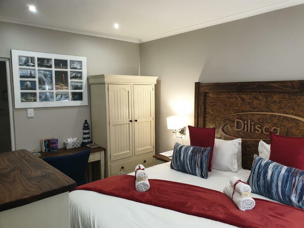 Dilisca Guesthouse ダーバンヴィル エクステリア 写真