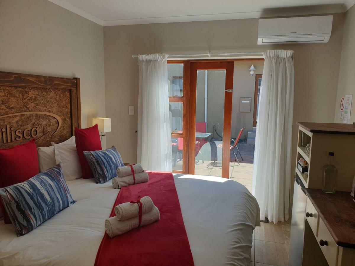 Dilisca Guesthouse ダーバンヴィル エクステリア 写真