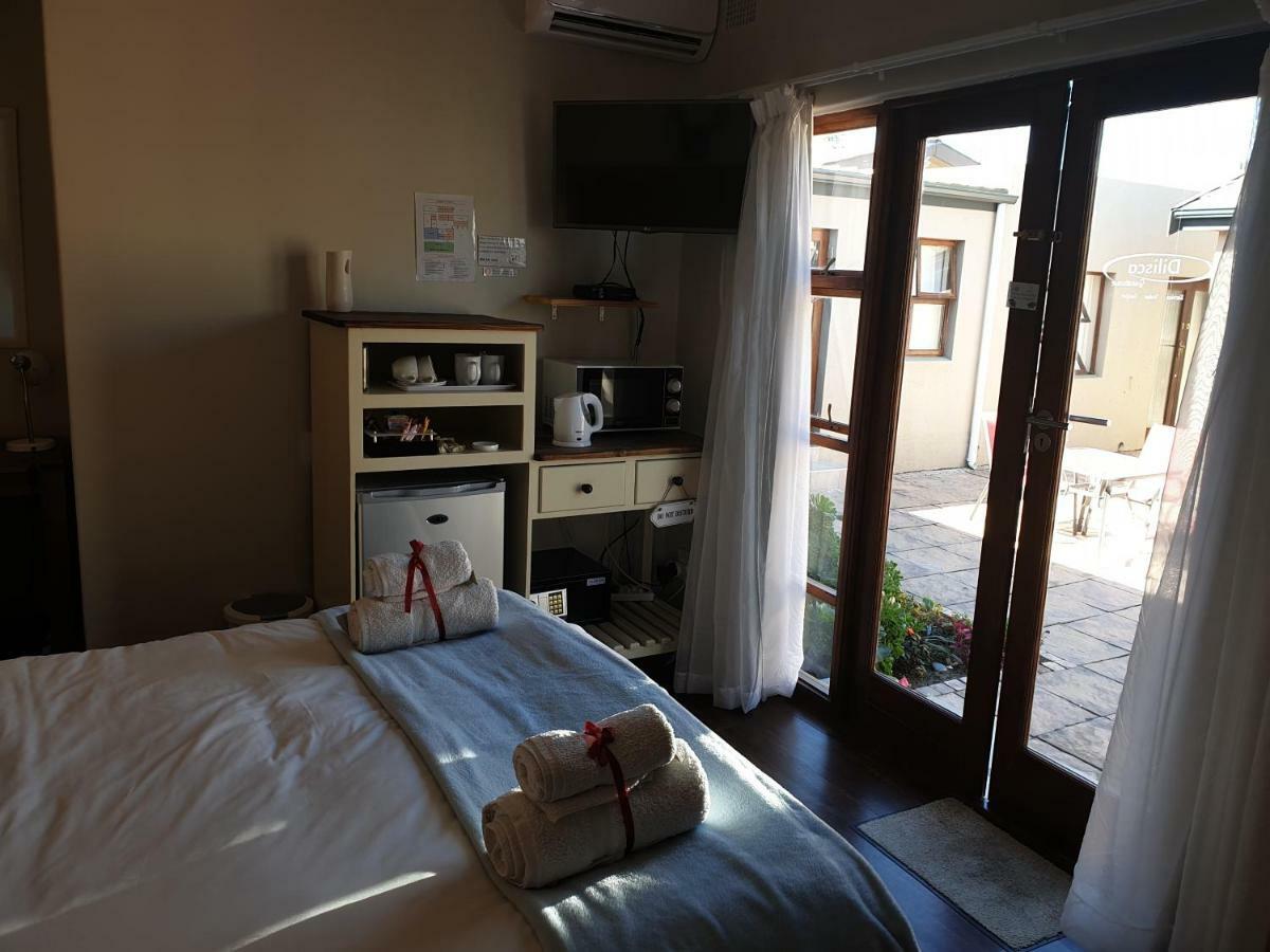 Dilisca Guesthouse ダーバンヴィル エクステリア 写真