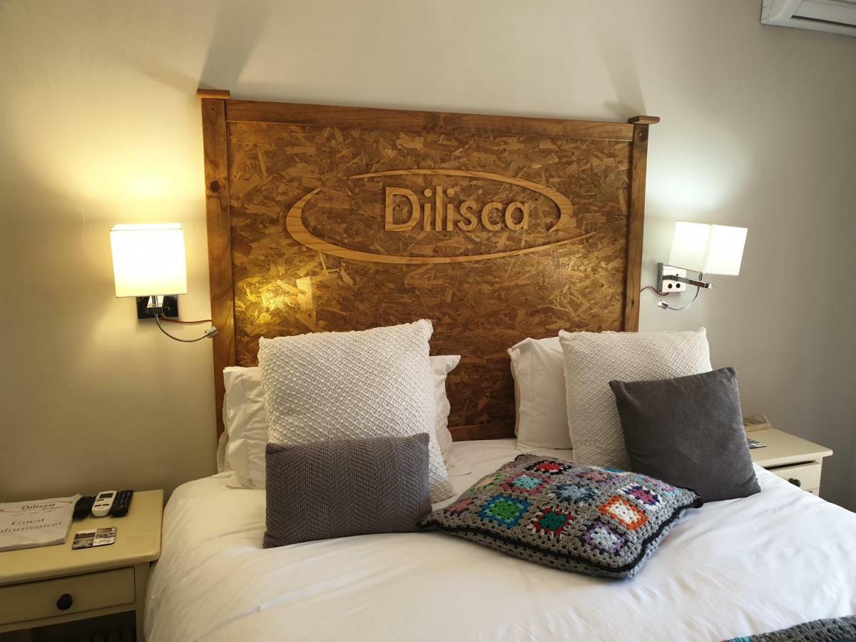 Dilisca Guesthouse ダーバンヴィル エクステリア 写真